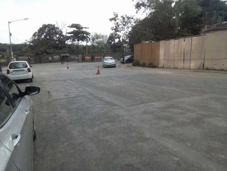  Parking, oberoi-realty-woods 2.5 Bedroom 1250 Sq.Ft. Apartment In Goregaon East Mumbai 8433369