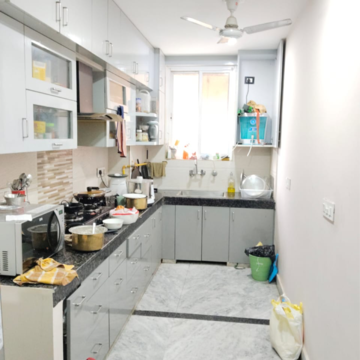 Kitchen in 2 BHK Builder Floor at Chittaranjan Park – for Rent