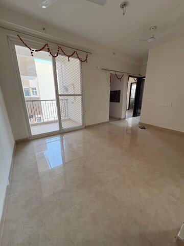 Room in 3 BHK Apartment at Amrapali Riverview, Amrapali Leisure Valley – for Rent