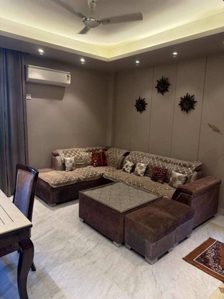 Living Room, kalkaji 2 Bedroom 1000 Sq.Ft. Apartment In Kalkaji Delhi 8433407