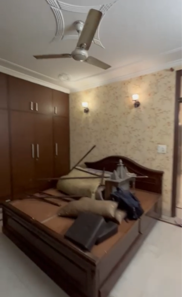 Bedroom in 2 BHK Builder Floor at Kalkaji – for Rent