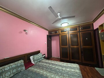 Bedroom in 3 BHK Apartment at Lake Home, Powai – for Sale