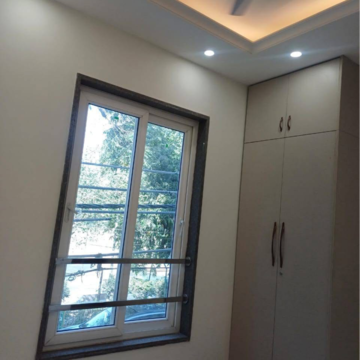 Room in 3 BHK Builder Floor at Chittaranjan Park – for Rent