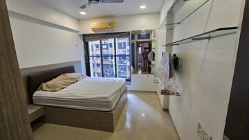 Bedroom in 3 BHK Apartment at Rajkamal Heights, Parel – for Rent