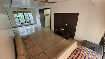 Living Room in 3 BHK Apartment at Rajkamal Heights, Parel – for Rent