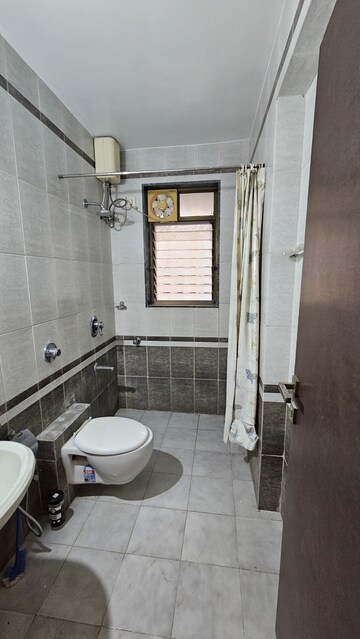 Bathroom in 3 BHK Apartment at Rajkamal Heights, Parel – for Rent