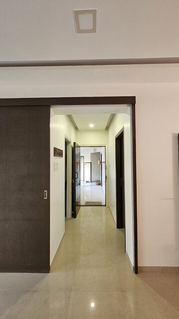  3 BHK Apartment at Rajkamal Heights, Parel – for Rent