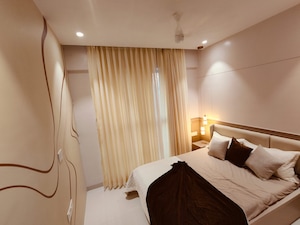 Bedroom in 2 BHK Apartment at Kohinoor Highland, Dombivli East – for Sale