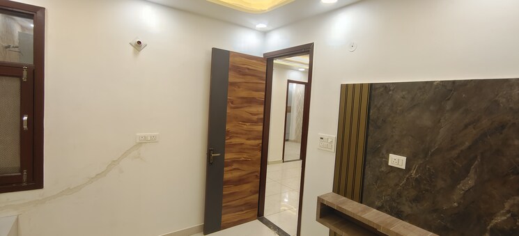 Room, dwarka mor 3 Bedroom 900 Sq.Ft. Builder Floor In Dwarka Mor Delhi 8433483