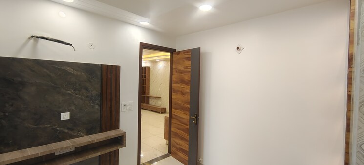 Room, dwarka mor 3 Bedroom 900 Sq.Ft. Builder Floor In Dwarka Mor Delhi 8433483