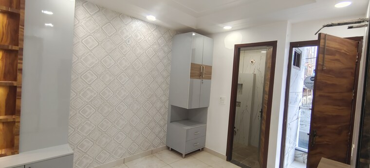 Room, dwarka mor 3 Bedroom 900 Sq.Ft. Builder Floor In Dwarka Mor Delhi 8433483