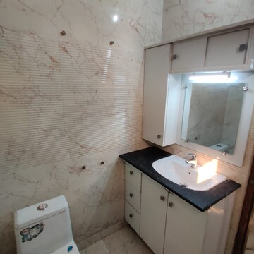 Bathroom in 2 BHK Builder Floor at Dwarka Mor – for Rent