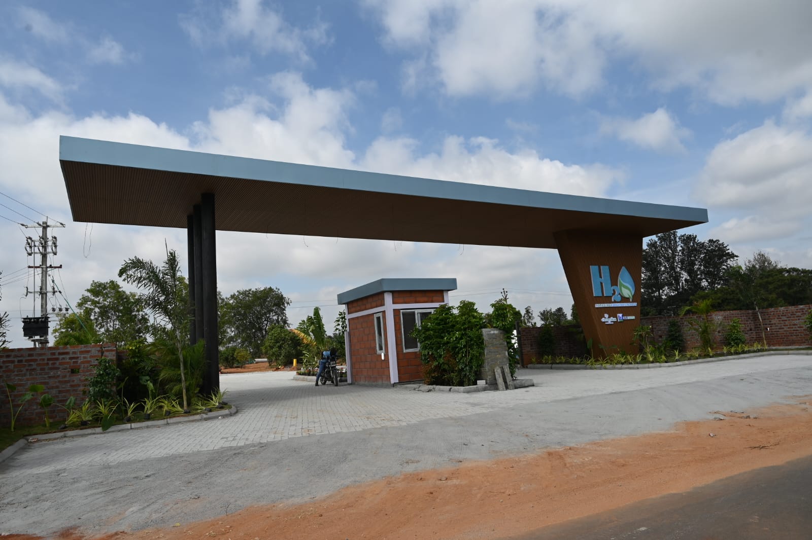 Plot For Sale in Shwetha Rd 