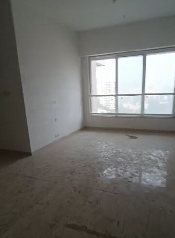 2.5 BHK Apartment For Rent in Ekta Tripolis, Goregaon West