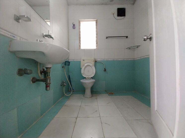 Bathroom, naiknavare-park-dew-chs-ltd 3 Bedroom 1700 Sq.Ft. Apartment In Kharghar Navi Mumbai 8433636