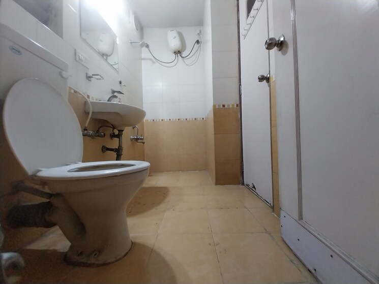 Bathroom, naiknavare-park-dew-chs-ltd 3 Bedroom 1700 Sq.Ft. Apartment In Kharghar Navi Mumbai 8433636