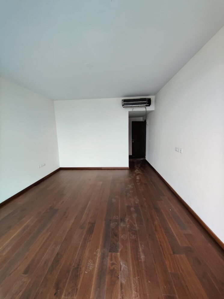 Room, tata-primanti-executive-apartments 4 Bedroom 3850 Sq.Ft. Apartment In Sector 72 Gurgaon 8433645