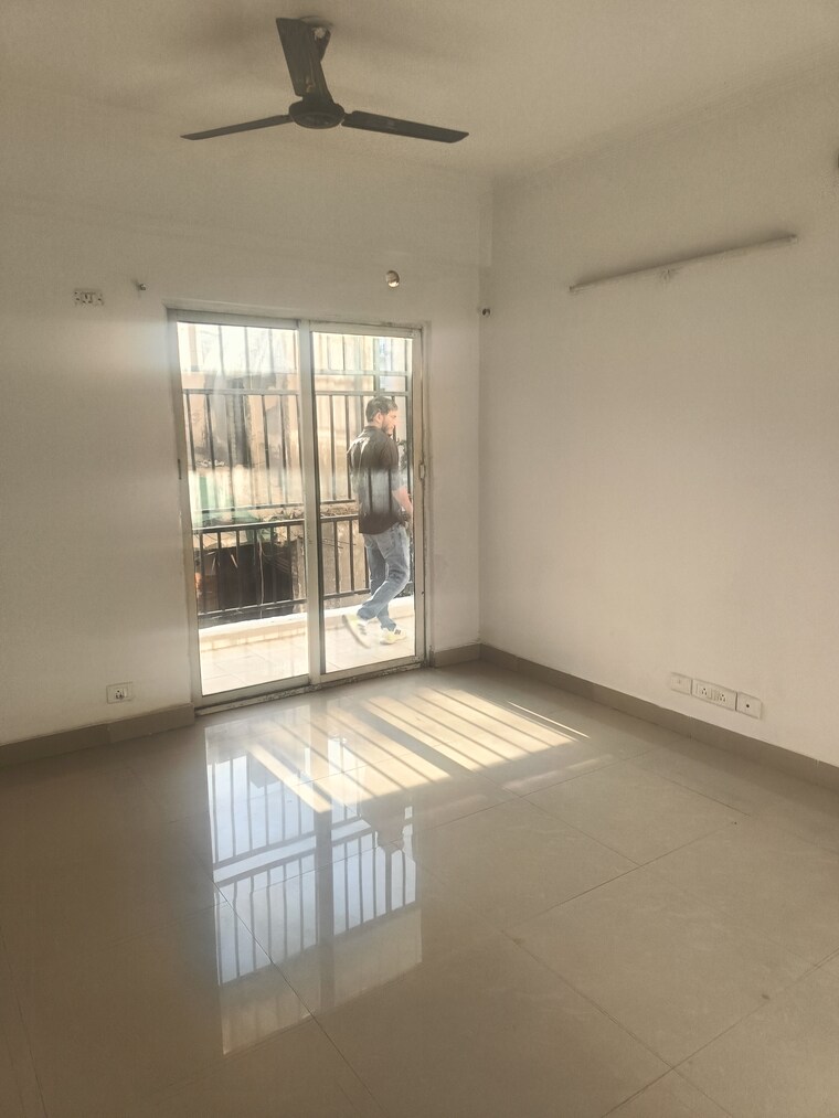 Room, gardenia-gateway 2 Bedroom 1265 Sq.Ft. Apartment In Sector 75 Noida 8433666