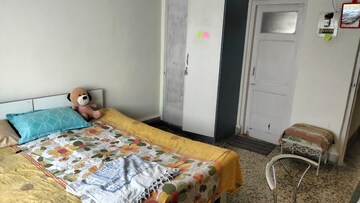 Bedroom in 2 BHK Apartment at Meera Nagar Garden CHS, Koregaon Park – for Rent