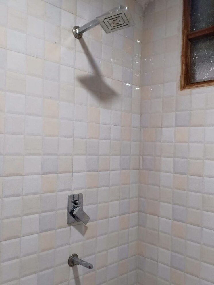 Bathroom, panchsheel vihar 2 Bedroom 900 Sq.Ft. Apartment In Panchsheel Vihar Delhi 8433735