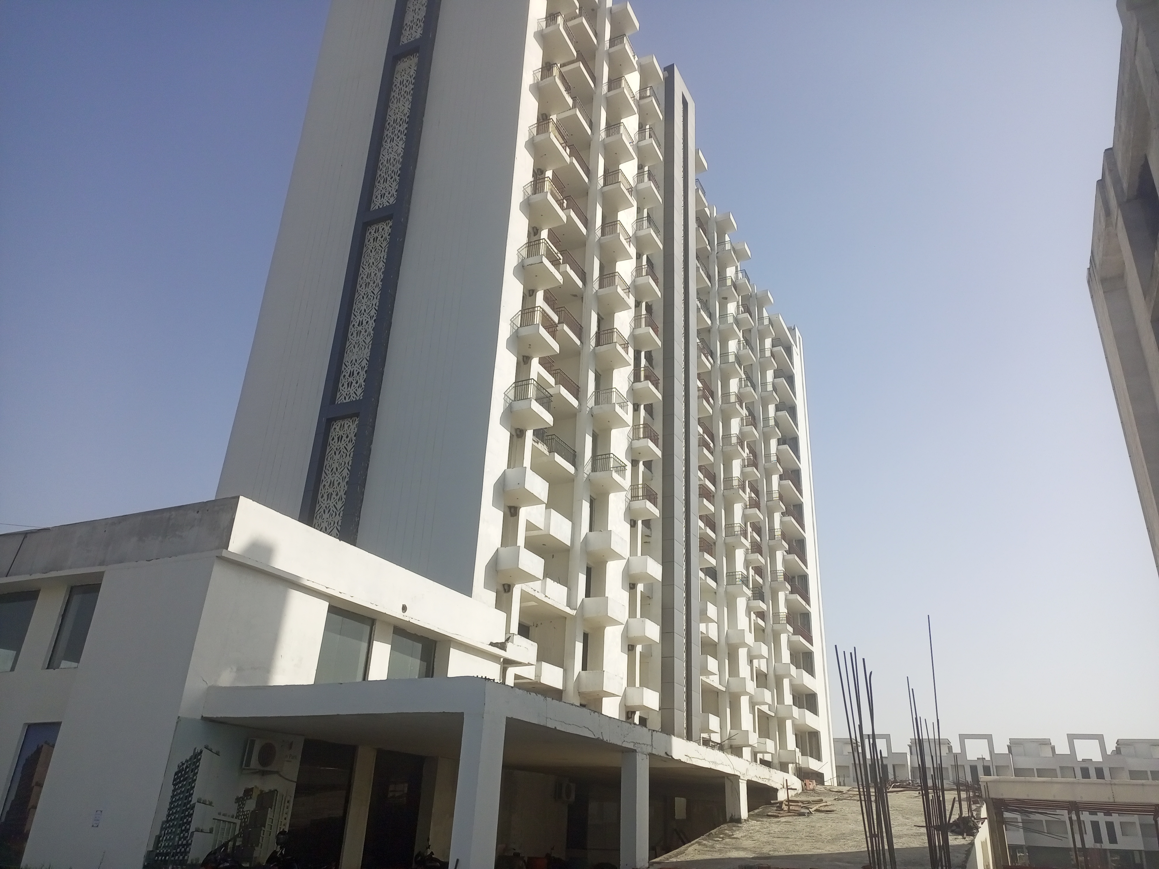 2 BHK + Pooja Room Apartment For Sale in VHR Winsten Park