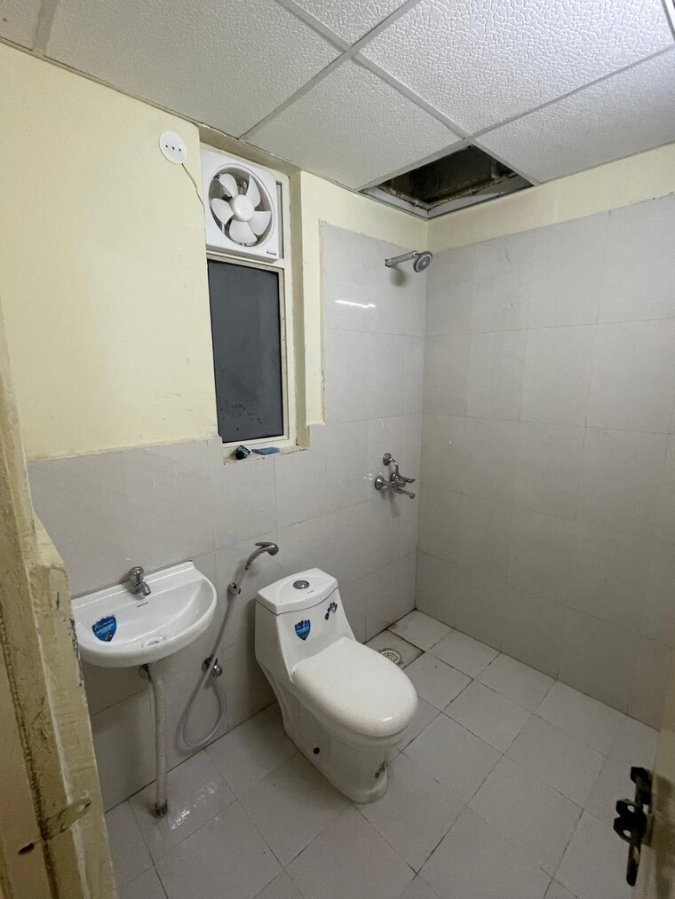 Bathroom, pyramid-heights 2 Bedroom 691 Sq.Ft. Apartment In Sector 85 Gurgaon 8433844