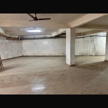 Building Lobby in 1 BHK Builder Floor at Sector 48 – for Rent