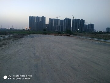 Plot Area in  Plot at Yamuna Expressway – for Sale