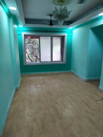 Room in 2 BHK Apartment at Rutu Enclave, Kasarvadavali – for Rent