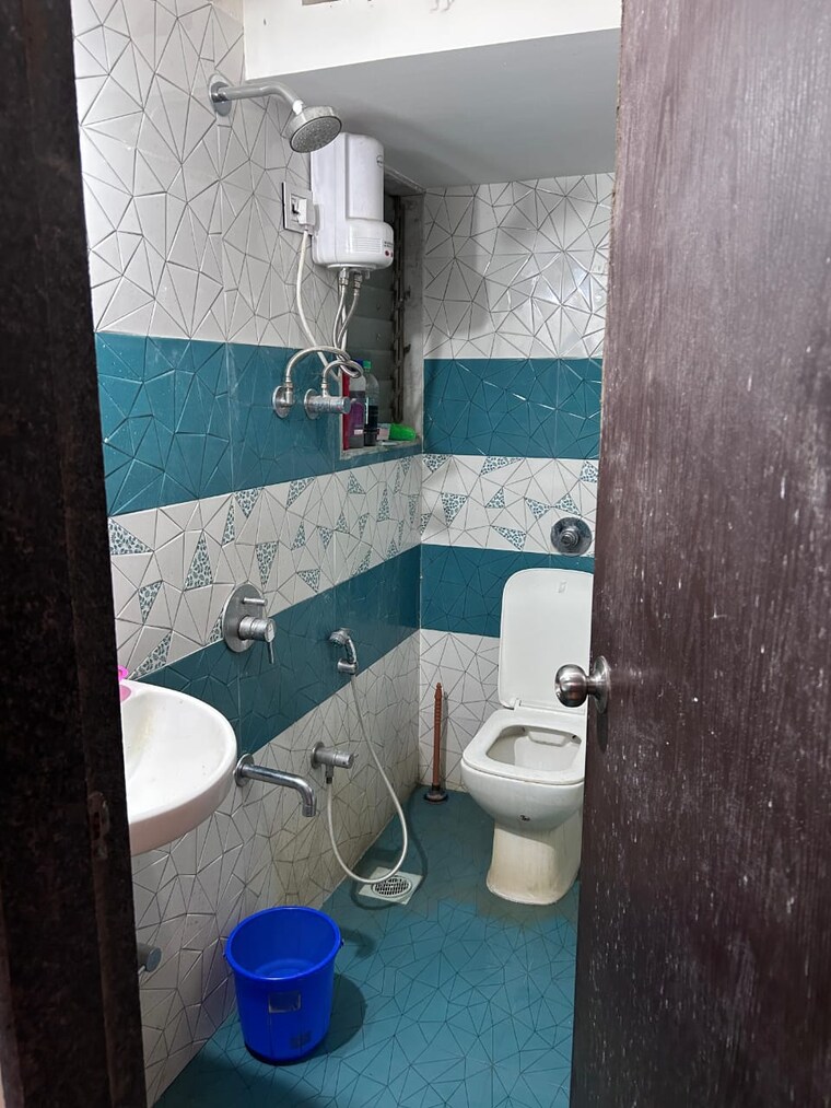 Bathroom, ani-anu-sri-balaji-enclave 2 Bedroom 604 Sq.Ft. Apartment In Malad West Mumbai 8433870