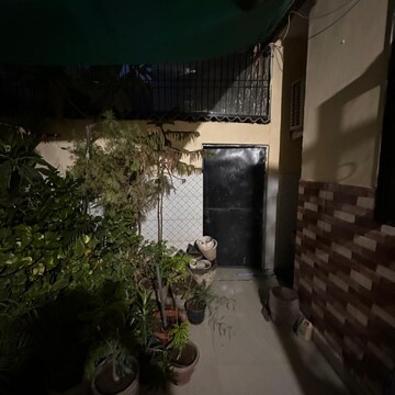 Balcony in 3 BHK Builder Floor at Sector 41 – for Rent