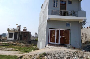  Plot For Sale in Sector 142