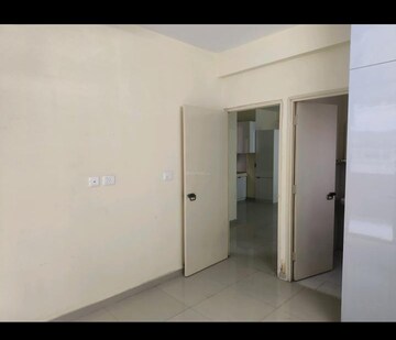 Room in 2 BHK Apartment at Pyramid Heights, Sector 85 – for Rent