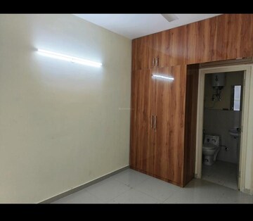 Room in 2 BHK Apartment at Pyramid Heights, Sector 85 – for Rent