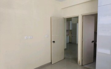2 BHK Apartment For Rent in Pyramid Heights, Sector 85