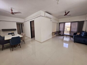 2 BHK Apartment For Rent in Kanakia Spaces Sevens, Andheri East