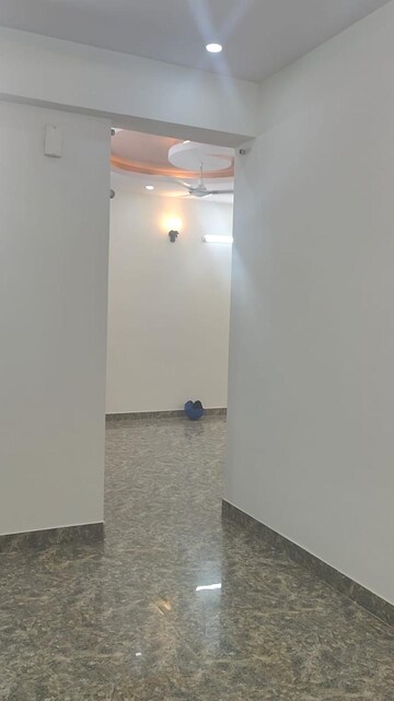 Room in 3 BHK Apartment at Garden Residency RT Nagar, Rt Nagar – for Rent