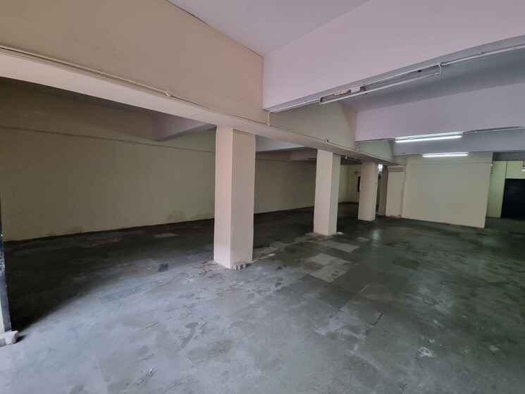 Room, vikhroli west Commercial Warehouse 2200 Sq.Ft. In Vikhroli West Mumbai 8433964