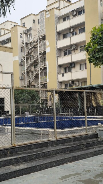 4 BHK Builder Floor – Exterior View View at Emaar MGF Emerald Hills, Sector 65 - for Sale