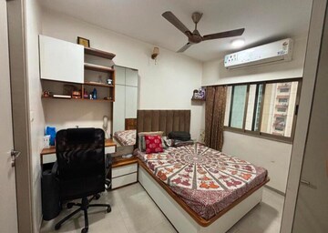 Bedroom in 1 BHK Apartment at Sheth Vasant Oasis, Andheri East – for Rent