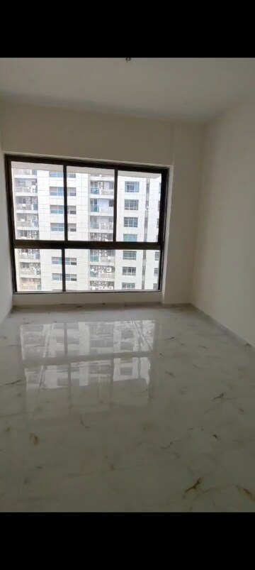 Room in 3 BHK Apartment at Aristo 1515 Moneco, Prabhadevi – for Rent