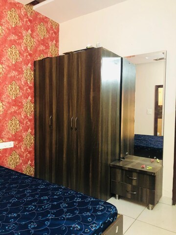 Bedroom in 2 BHK Apartment at Kharar Road – for Rent