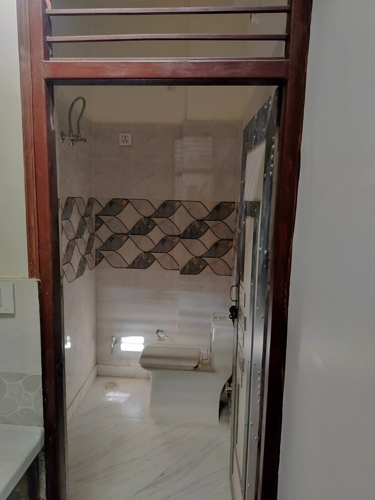 Bathroom, nilaya-greens 2.5 Bedroom 1125 Sq.Ft. Apartment In Raj Nagar Extension Ghaziabad 8434151