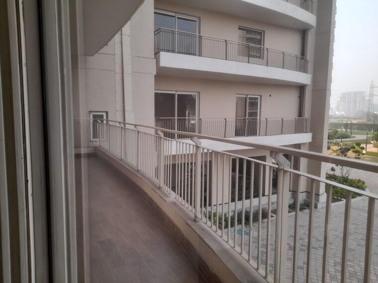 Kitchen, bptp-discovery-park 3 Bedroom 1850 Sq.Ft. Apartment In Sector 80 Faridabad 8434184