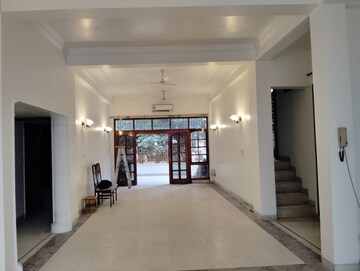 Living Room in 3 BHK Builder Floor at Safdarjang Enclave – for Rent