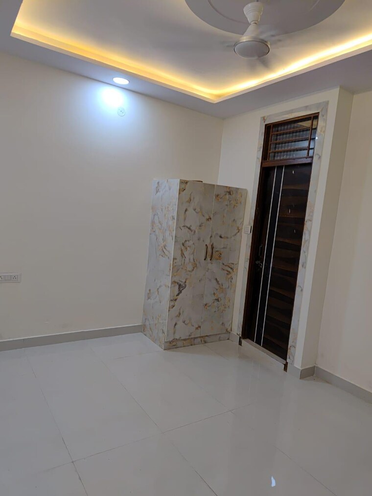 Room, sa-homes-i 5 Bedroom 560 Sq.Ft. Independent House In Uttam Nagar Delhi 8434213