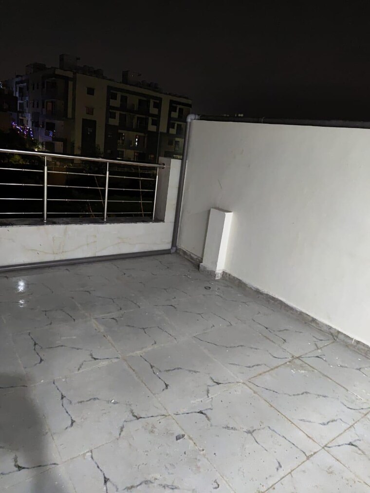 Balcony, sa-homes-i 5 Bedroom 560 Sq.Ft. Independent House In Uttam Nagar Delhi 8434213
