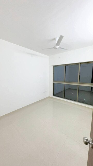 Master Bedroom in 2 BHK Apartment at Sheth Irene, Malad West – for Rent