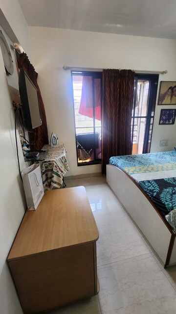 Bedroom in 2 BHK Apartment at Sindhi Society, Charai – for Rent