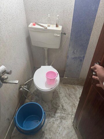 Bathroom in 1.5 BHK Builder Floor at New Ashok Nagar – for Rent